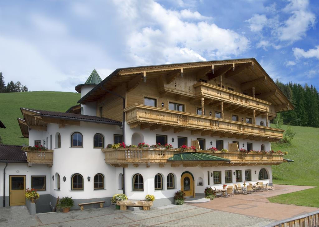 Hotel Alpenkoenig Zell am Ziller Esterno foto